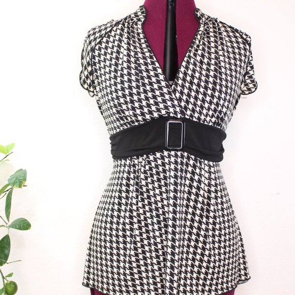 Cocomo structured houndstooth v neck  M - Picture 9 of 12
